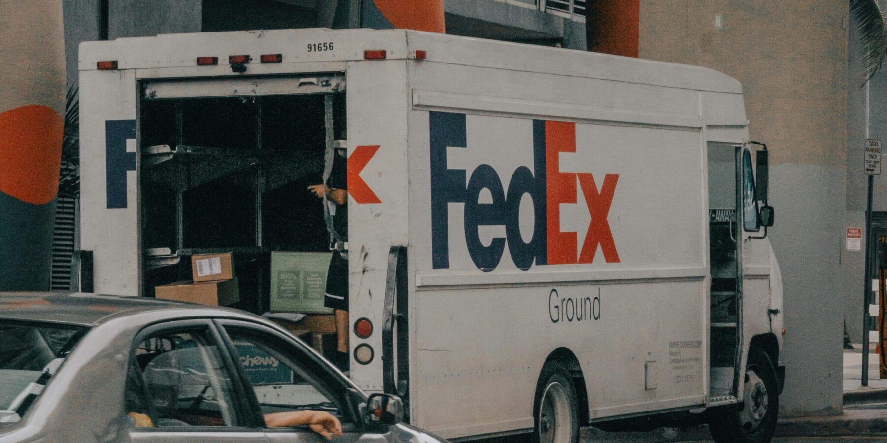 San Diego FedEx Truck Accident Attorneys