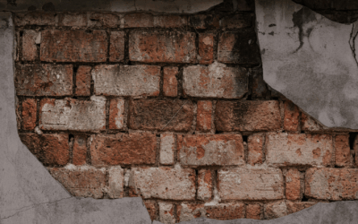 Deputy Hurt After Crashing Into Brick Wall in Lakeside